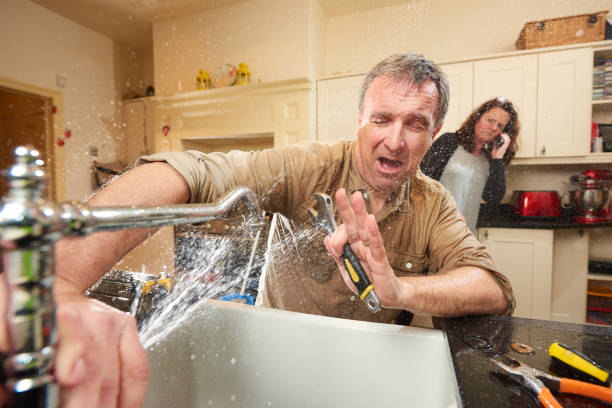 Best Local water damage restoration  in Richland, WA